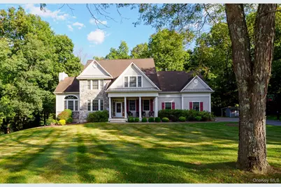 16 Avalon Court, Hopewell Junction, NY 12533 - Photo 1