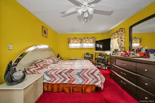 141 Brown Ave, Hempstead, NY 11550 - Photo 9