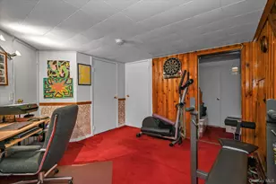 141 Brown Ave, Hempstead, NY 11550 - Photo 15