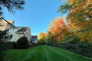 11 Buckingham Ct, Muttontown, NY 11791 - Photo 39