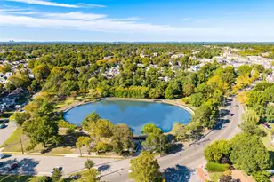 724 Foxhurst Rd, Baldwin, NY 11510 - Photo 17