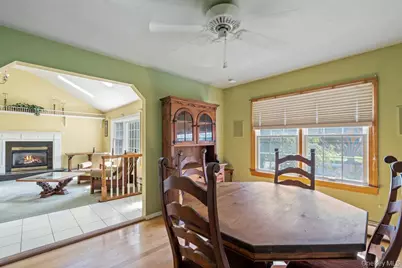 152 Baywood Drive, Calverton, NY 11933 - Photo 17