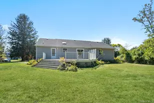 152 Baywood Dr, Calverton, NY 11933 - Photo 27