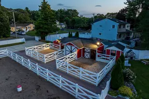 895 Sycamore Ave, Bohemia, NY 11716 - Photo 39