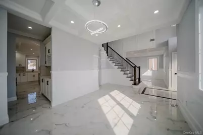 68 Spruce Street, Hicksville, NY 11801 - Photo 3