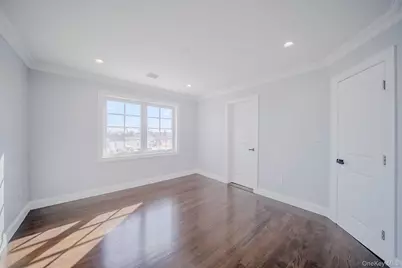 68 Spruce Street, Hicksville, NY 11801 - Photo 33