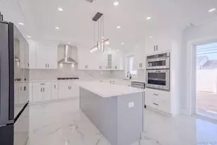 68 Spruce St, Hicksville, NY 11801 - Photo 13