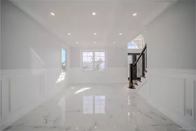 68 Spruce Street, Hicksville, NY 11801 - Photo 7