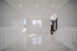 68 Spruce St, Hicksville, NY 11801 - Photo 7