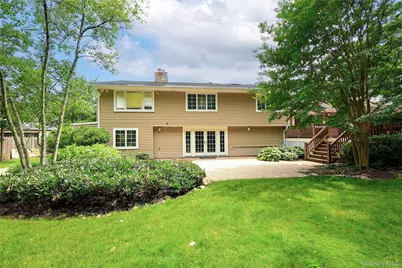 10 Hazelwood Court, Jericho, NY 11753 - Photo 25