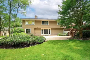 10 Hazelwood Ct, Jericho, NY 11753 - Photo 25