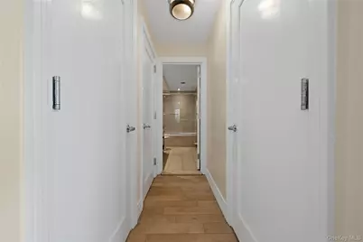 64-05 Yellowstone Boulevard #PH 509, Forest Hills, NY 11375 - Photo 11