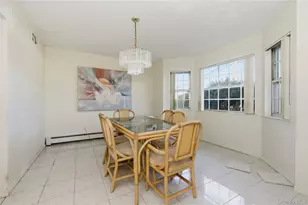 3924 Jane Ln, Oceanside, NY 11572 - Photo 5