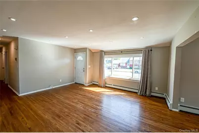 16 Adams Place, West Islip, NY 11795 - Photo 3