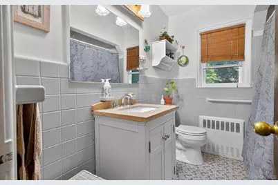 58 Sudbury Lane, Westbury, NY 11590 - Photo 11