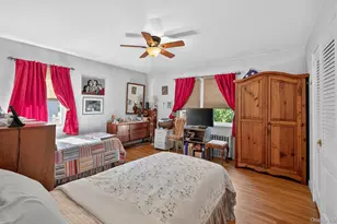 58 Sudbury Ln, Westbury, NY 11590 - Photo 9