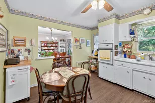 58 Sudbury Ln, Westbury, NY 11590 - Photo 7