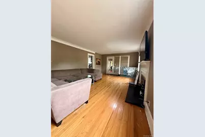 139 New York Avenue, Freeport, NY 11520 - Photo 3