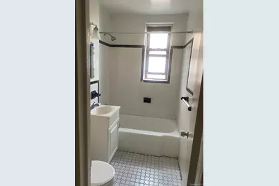3231 Barker Ave Avenue #2A, Bronx, NY 10467 - Photo 9