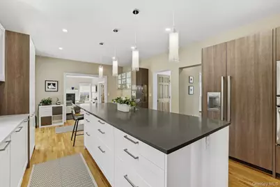 94 Holland Place, Hartsdale, NY 10530 - Photo 7