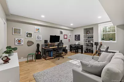 94 Holland Place, Hartsdale, NY 10530 - Photo 33