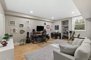 94 Holland Pl, Hartsdale, NY 10530 - Photo 33