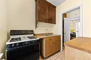 35-35 75th St, Jackson Heights, NY 11372 - Photo 9
