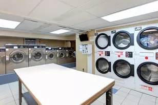 86-10 34th Ave, Jackson Heights, NY 11372 - Photo 9