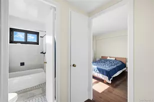 21-20 33rd Rd, Astoria, NY 11106 - Photo 9