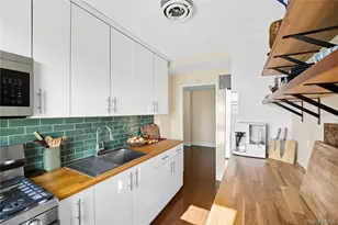 21-20 33rd Rd, Astoria, NY 11106 - Photo 5