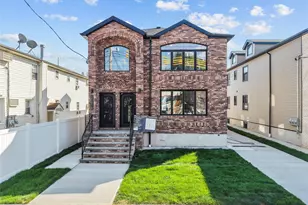 258-10 147 Rd, Rosedale, NY 11422 - Photo 1