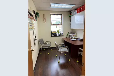 249-02 Jericho Turnpike #205/206, Floral Park, NY 11001 - Photo 5