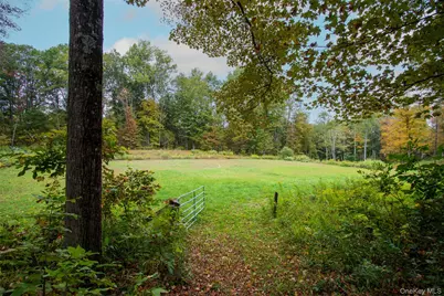 929 Centre Road, Rhinebeck, NY 12580 - Photo 33