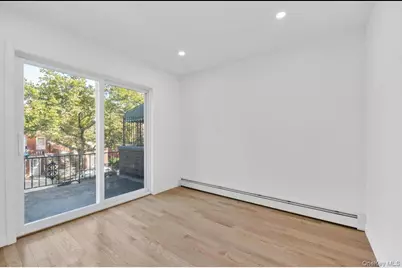 2445 Lurting Avenue, Bronx, NY 10469 - Photo 13
