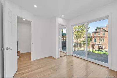 2445 Lurting Avenue, Bronx, NY 10469 - Photo 15