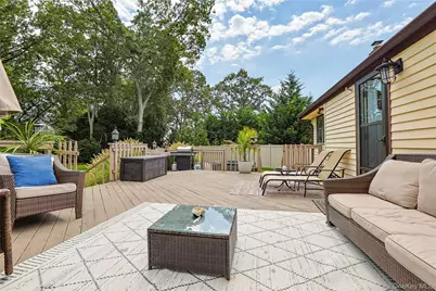 5 Evelyn Court, Massapequa, NY 11758 - Photo 19