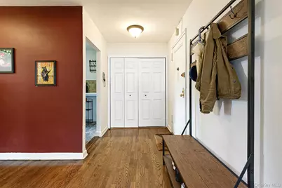 67-25 Clyde Street #5G, Forest Hills, NY 11375 - Photo 7