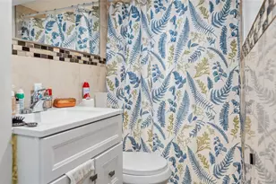 56-12 135th St, Flushing, NY 11355 - Photo 17