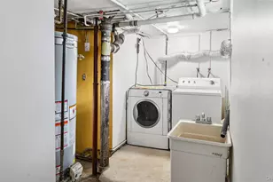 56-12 135th St, Flushing, NY 11355 - Photo 21