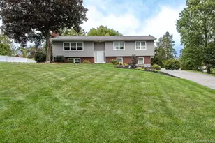 44 Alpert Dr, Wappingers Falls, NY 12590 - Photo 3