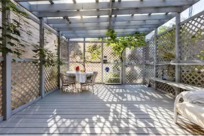 82 W End Avenue, Brooklyn, NY 11235 - Photo 15