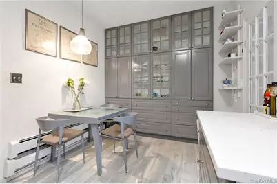 82 W End Avenue, Brooklyn, NY 11235 - Photo 13