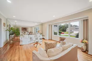 7 Wilbur Ln, Roosevelt, NY 11575 - Photo 11