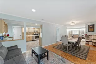 174 Delaware Ave, Freeport, NY 11520 - Photo 7