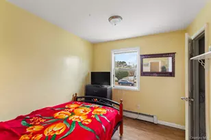 39 Brooklyn Ave, Wyandanch, NY 11798 - Photo 7