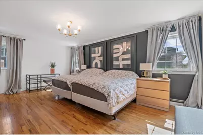 375 Broadway, Lawrence, NY 11559 - Photo 25