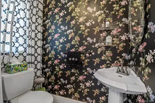 375 Broadway, Lawrence, NY 11559 - Photo 19