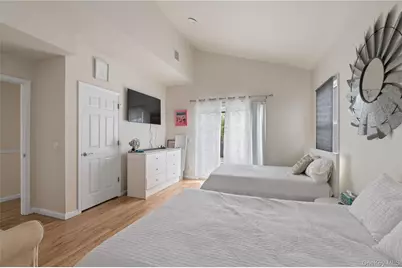 22 Bungalow Walk, Ocean Beach, NY 11770 - Photo 11