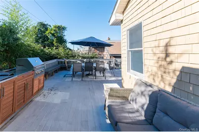 22 Bungalow Walk, Ocean Beach, NY 11770 - Photo 15