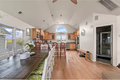 22 Bungalow Walk, Ocean Beach, NY 11770 - Photo 5